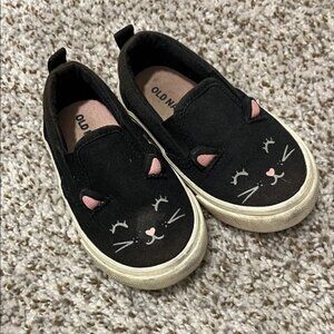 Old Navy Kids Black and Pink Cat Sneakers